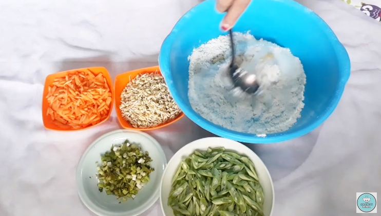 Cuma pakai terigu, ini cara bikin bakwan sayur yang renyah tanpa tambahan baking powder dan margarin