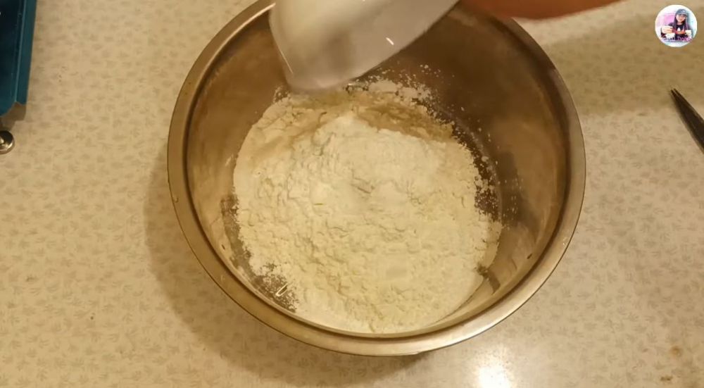 Bukan pakai tepung beras, begini trik bikin rempeyek lebih tipis dan renyah hingga 1 bulan