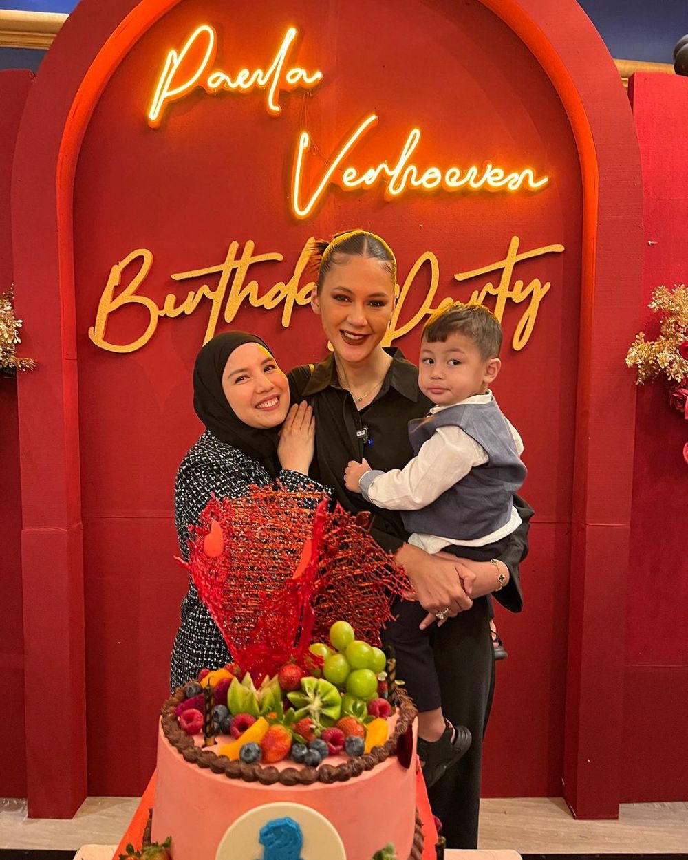 Momen ulang tahun Paula Verhoeven yang ke-36 © 2023 brilio.net Momen ulang tahun Paula Verhoeven yang ke-36 © 2023 brilio.net