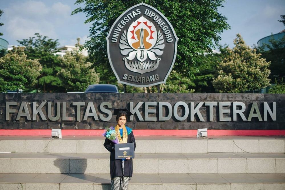 dokter bantu nagita melahirkan adik seleb top © instagram