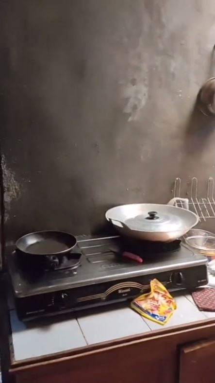 makeover dapur kumuh jadi nyaman dan apik © 2023 brilio.net