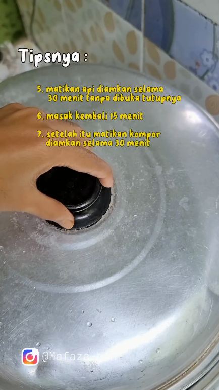 Trik cepat rebus ketupat dalam 30 menit tanpa presto, hasilnya empuk dan warna janur bersih cerah