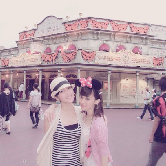 transformasi bocah smp disebut kembaran agnez mo © instagram