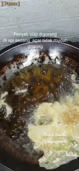 Tanpa terigu dan maizena, begini trik bikin rempeyek kacang semakin renyah cuma tambah 1 jenis tepung