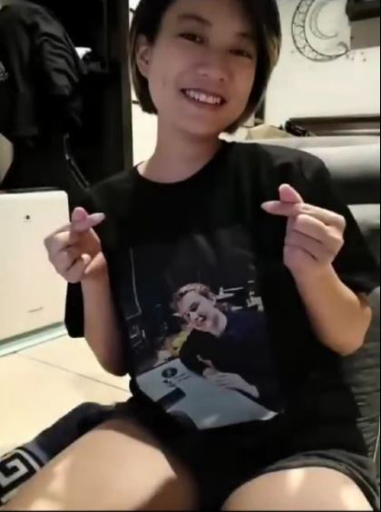 leony trio kwek kwek dapat kejutan dari pacar © 2023 brilio.net leony trio kwek kwek dapat kejutan dari pacar © 2023 brilio.net