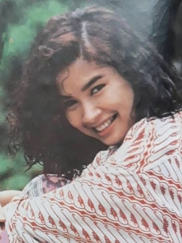 potret lawas penyanyi 90-an saat SMA © 2023 brilio.net