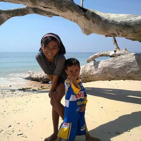 potret lawas marion jola saat sekolah © berbagai sumber