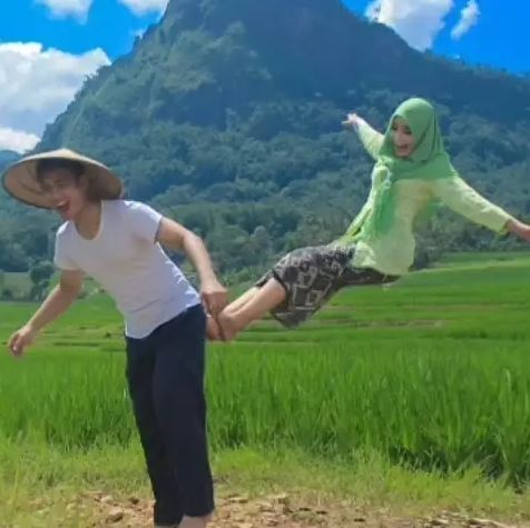 potret kocak ide prewedding Berbagai sumber