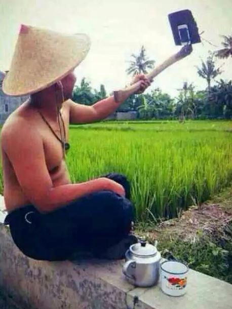 Potret kocak kelakuan petani saat musim tanam Berbagai sumber