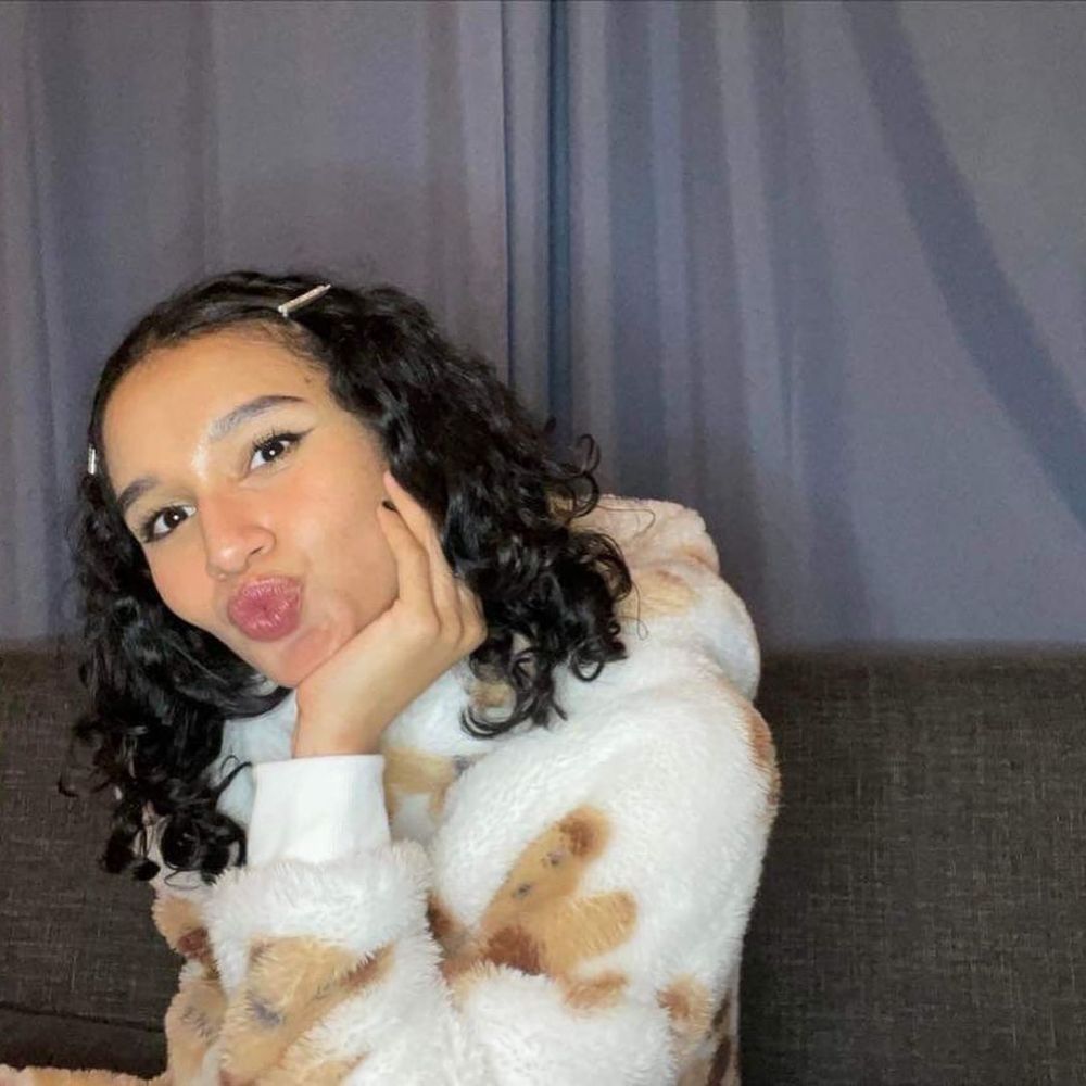 Potret terbaru pemeran Rimbi di Ronaldowati Instagram Potret terbaru pemeran Rimbi di Ronaldowati Instagram
