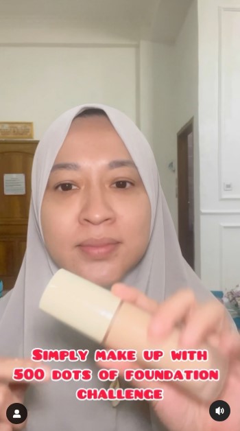 Okie Agustina tampil bare face © Instagram