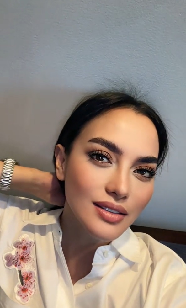 gaya seleb ikutan pakai filter bold glamour ala ivan gunawan © berbagai sumber