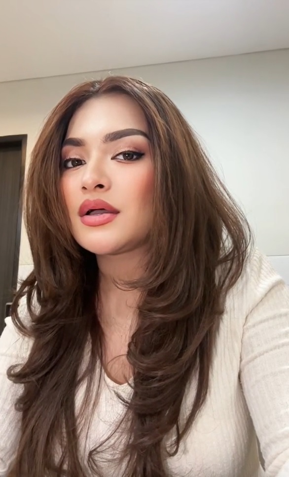 gaya seleb ikutan pakai filter bold glamour ala ivan gunawan © berbagai sumber gaya seleb ikutan pakai filter bold glamour ala ivan gunawan © berbagai sumber
