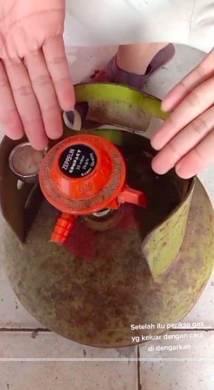 Nggak perlu ganti karet gas baru, ini trik praktis atasi tabung gas yang bocor pakai 1 alat sederhana