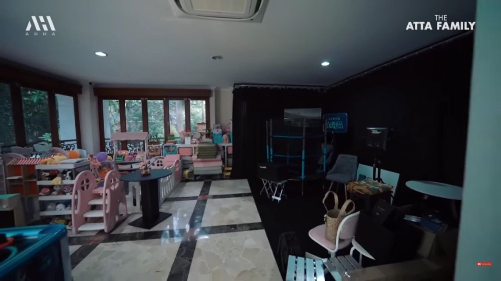 rumah ruben onsu rp 79 miliar © 2023 brilio.net