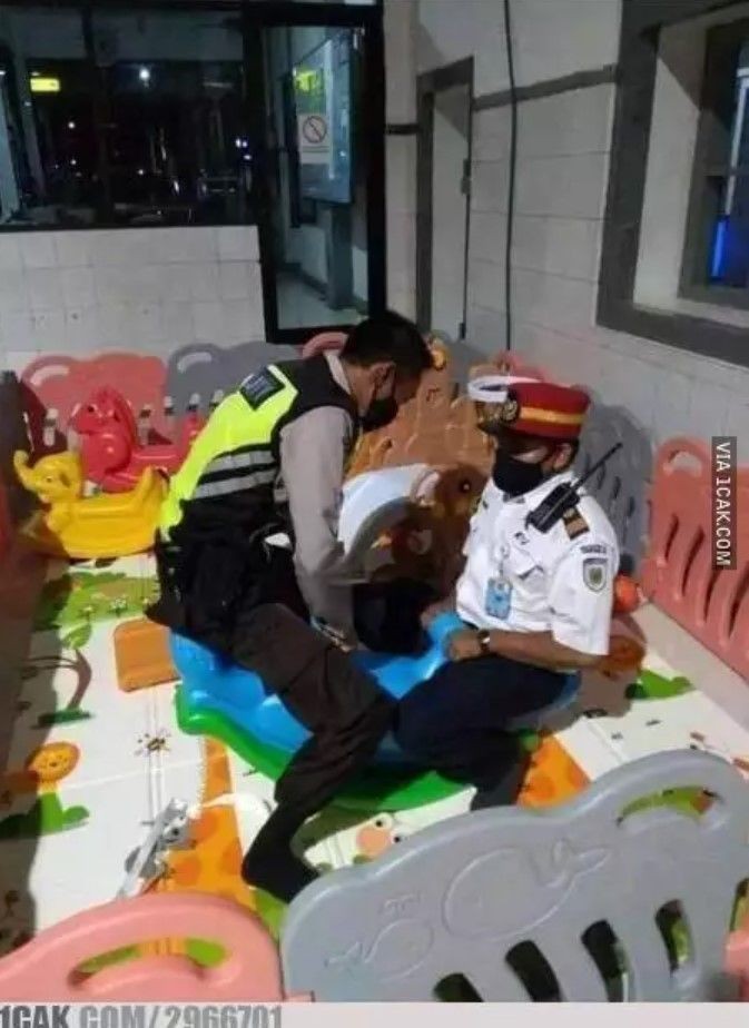 masa kecil kurang bahagia © berbagai sumber