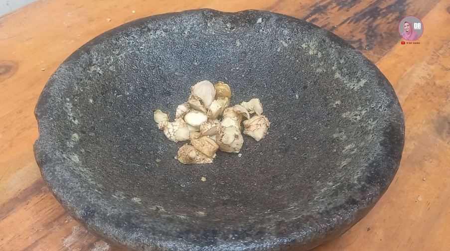 Bukan nanas, ini trik jitu mengempukkan daging kambing pakai 1 bahan dapur meski tanpa presto