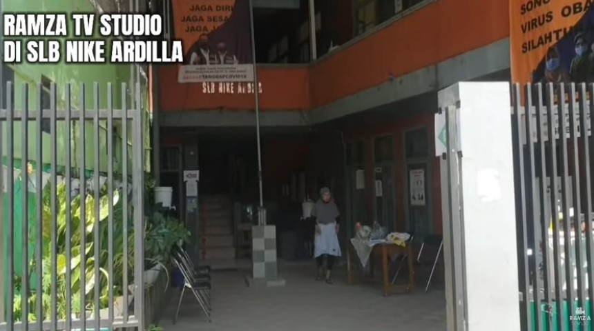 Potret SLB Nike Ardilla © berbagai sumber