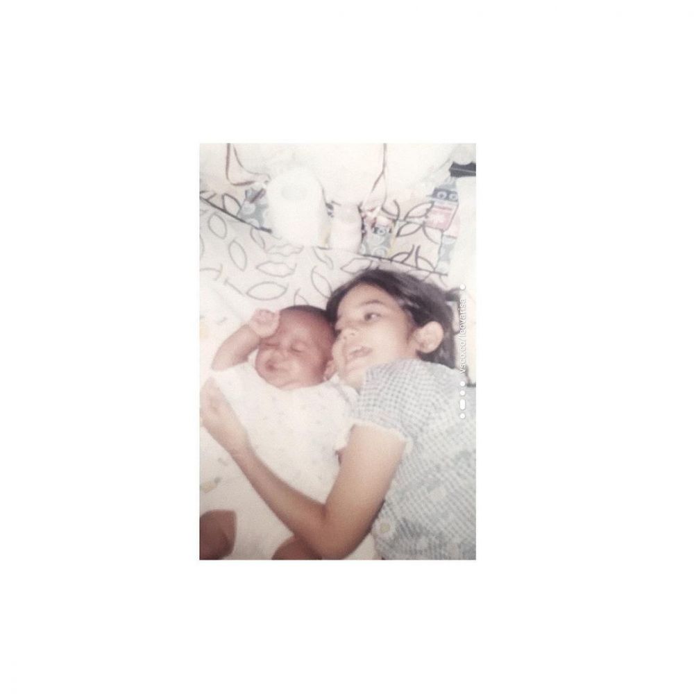 kini sukses catwalk bareng aishwarya rai, enzy dulunya pernah dicibir bule kampung © berbagai sumber kini sukses catwalk bareng aishwarya rai, enzy dulunya pernah dicibir bule kampung © berbagai sumber