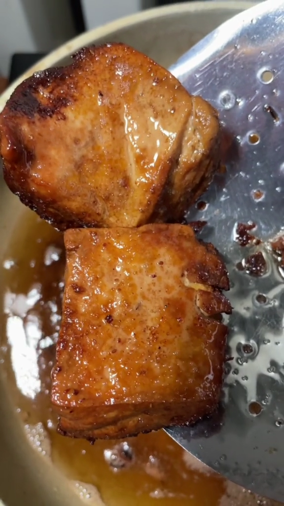 Jangan cuma direbus, ini trik bikin tahu bacem semakin legit, padat, dan nggak gosong saat digoreng