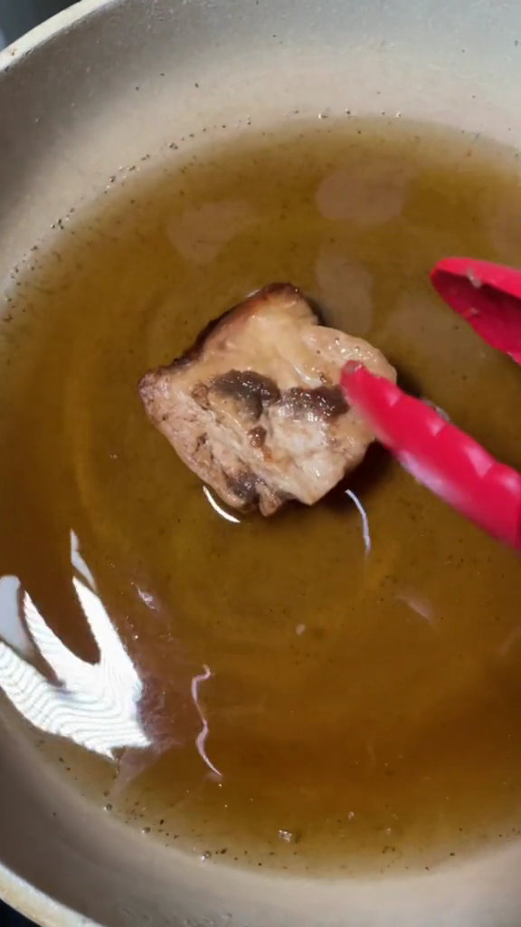 Jangan cuma direbus, ini trik bikin tahu bacem semakin legit, padat, dan nggak gosong saat digoreng