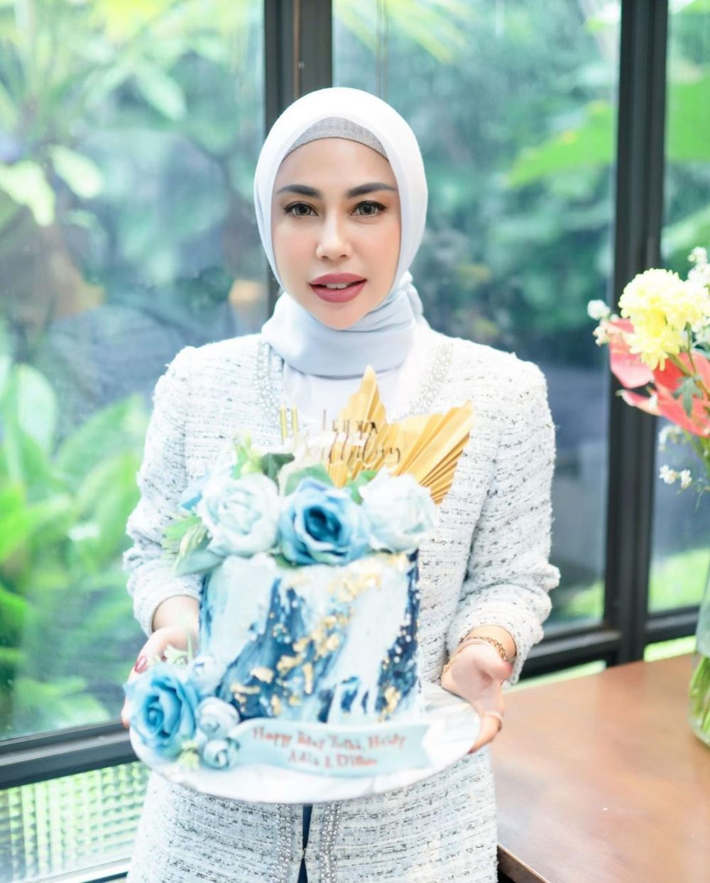 ibu salmafina sunan mirip ariel tatum © 2023 brilio.net