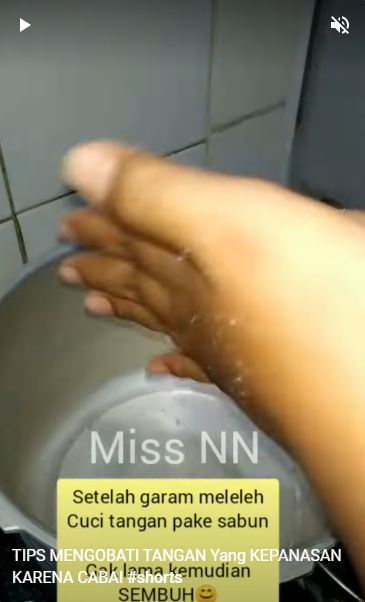 Bukan diolesi minyak atau pasta gigi, ini trik mengatasi rasa panas di tangan karena memotong cabai