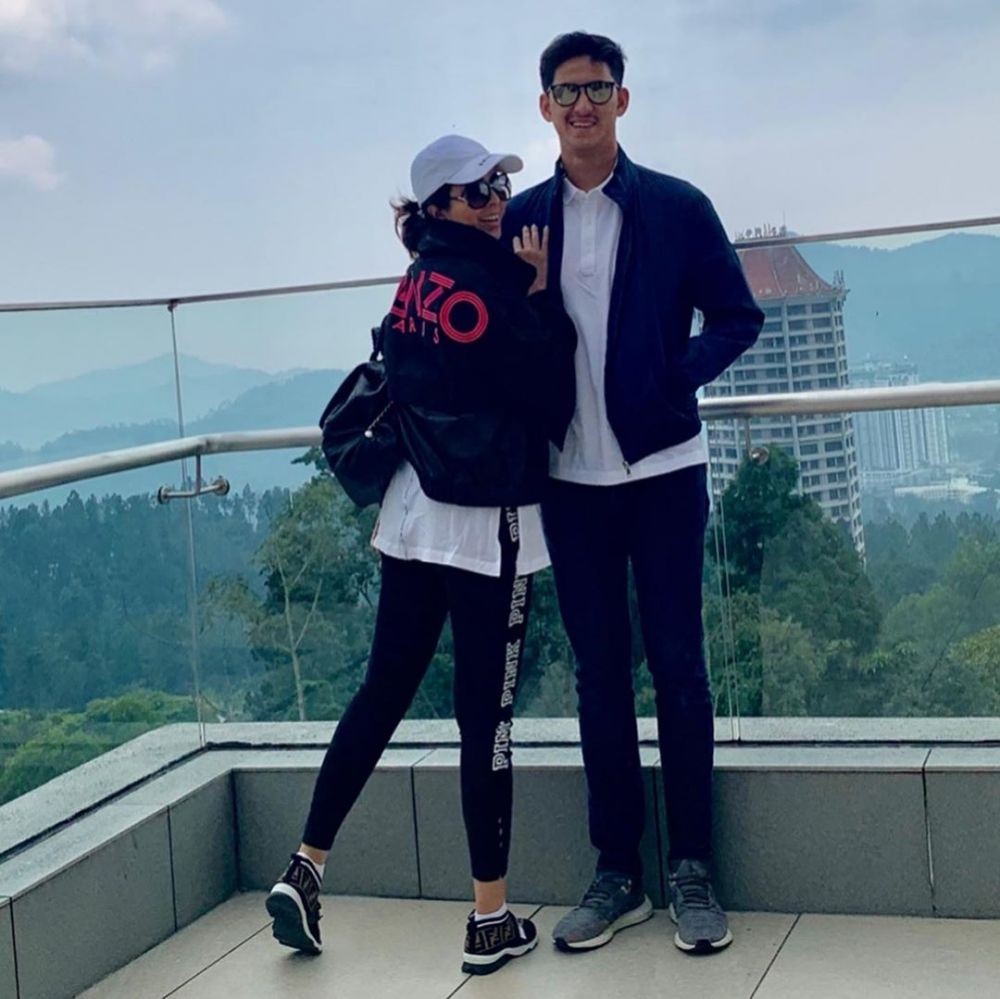 gaya Rahmah Bakar mertua Tasya Kamila © Instagram