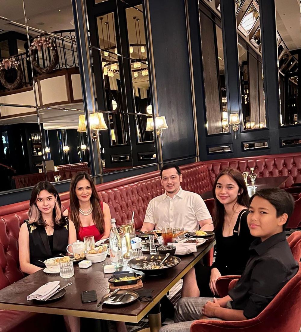  momen kedekatan Chanella Leslie dan Sydney anak Cut Tari © 2023 brilio.net