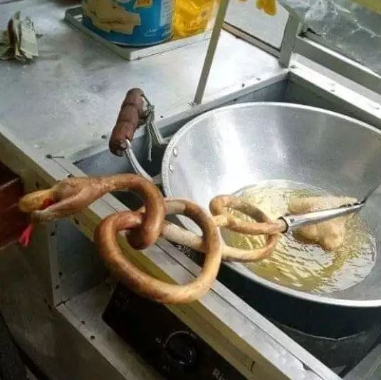 Potret kocak bentuk nyeleneh peralatan memasak Berbagai sumber