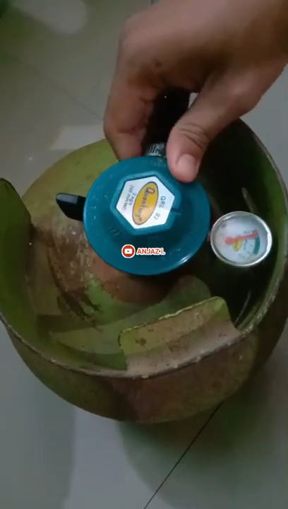 Bukan ditambal kapas atau karet gelang, ini trik mengatasi gas bocor cuma pakai 1 sampah dapur