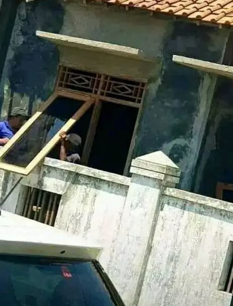 Potret kocak tingkah kuli mempersulit diri sendiri Berbagai sumber