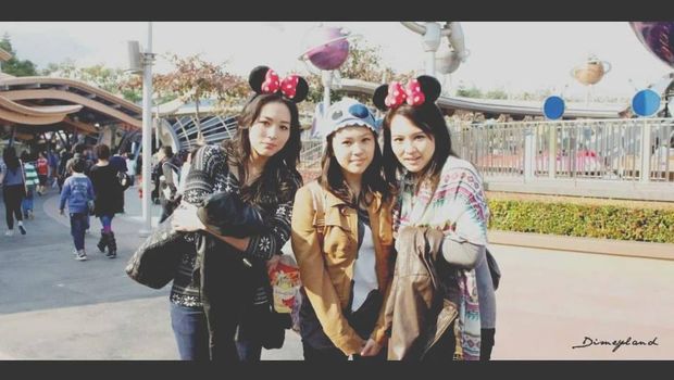 potret kenangan mirna salihin dan kembaran © instagram