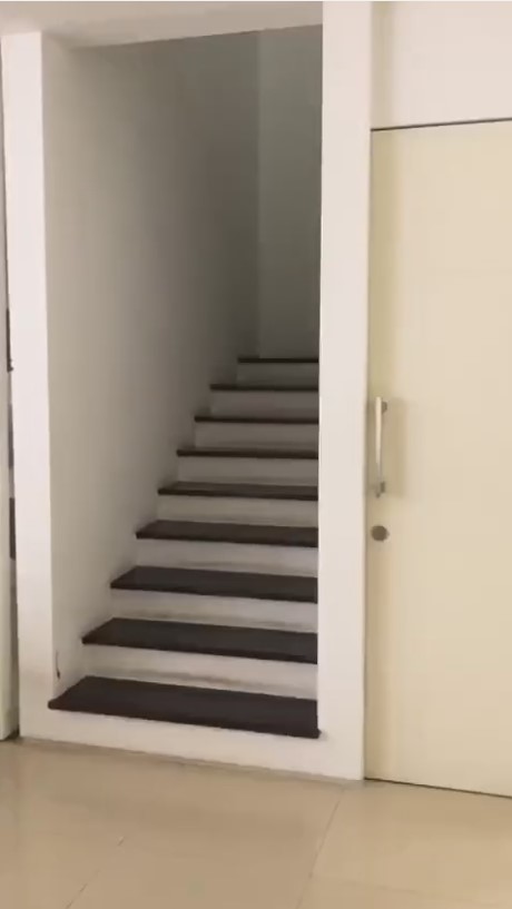 kamar mandi bawah tangga © 2023 brilio.net