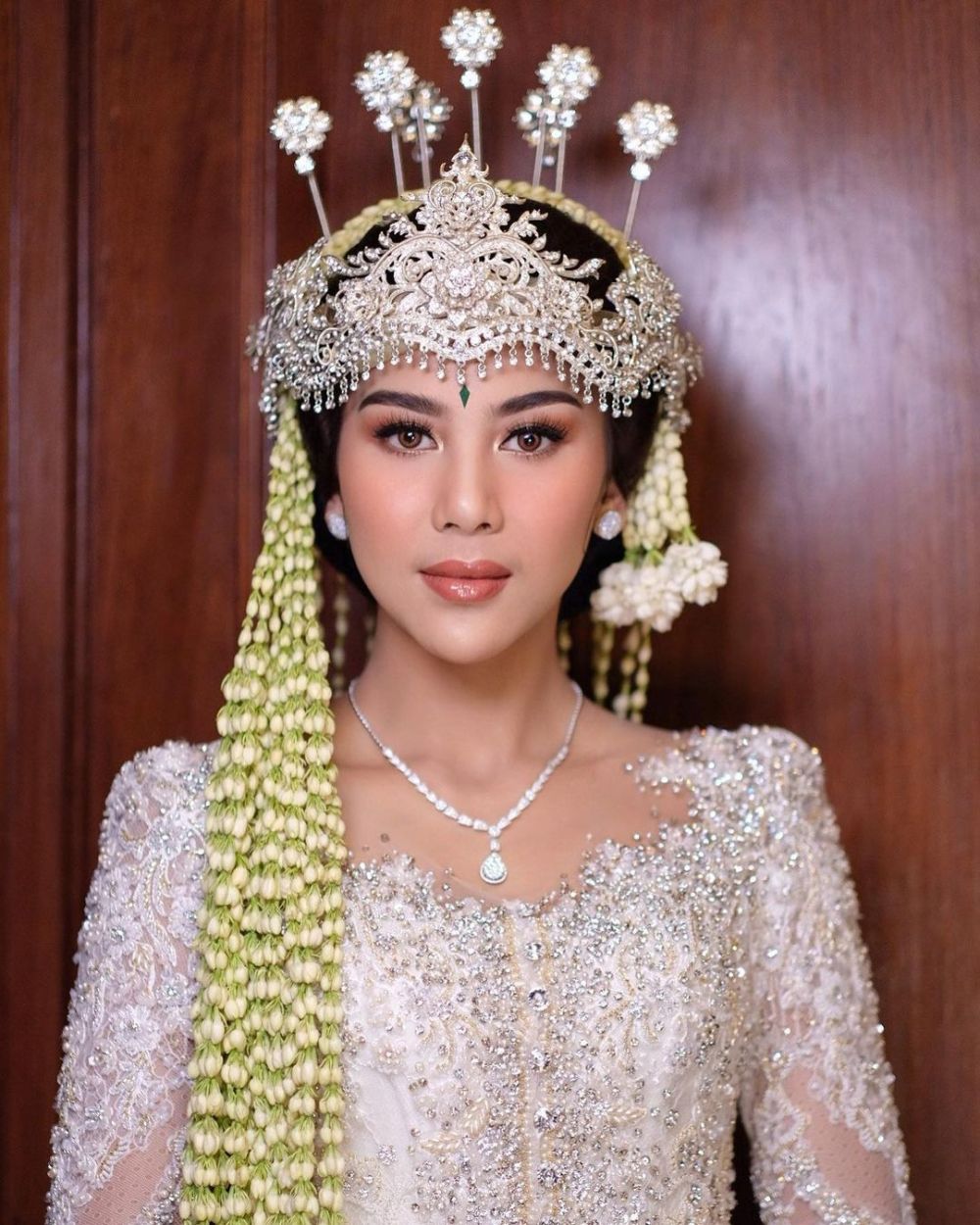 momen pernikahan adinda thomas dan raka akmal © berbagai sumber