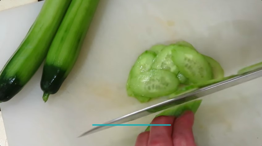 Tanpa pasta gigi atau air garam, ini trik atasi kulit terkena letupan minyak panas pakai 1 bahan dapur
