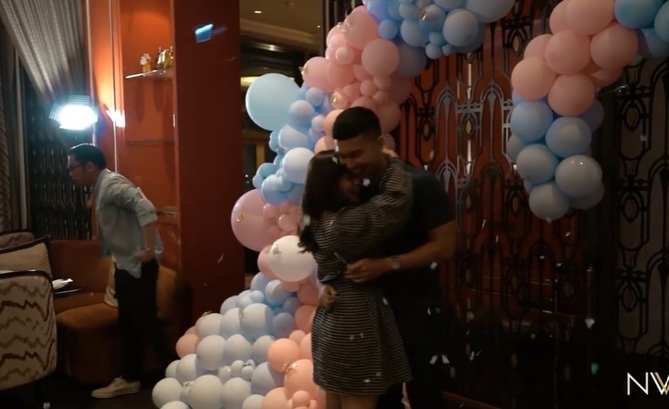 beda penampilan pesinetron di momen gender reveal anak pertama © berbagai sumber beda penampilan pesinetron di momen gender reveal anak pertama © berbagai sumber