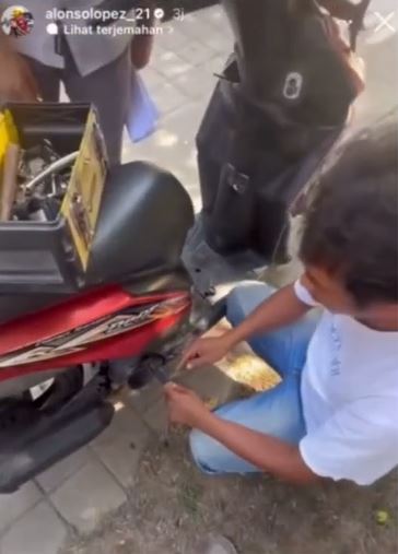 pembalap motoGP kehilangan kunci motor di Lombok Instagram