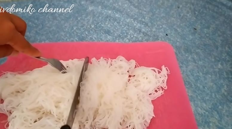 Tanpa tepung beras, ini cara bikin bakwan yang garing dan nggak berminyak cukup tambah 1 bahan makanan