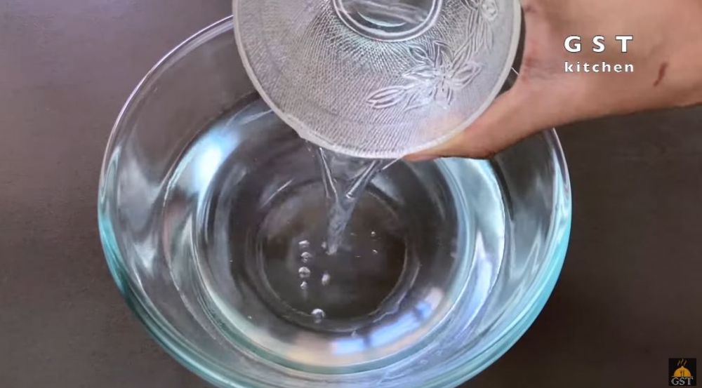 Tanpa tepung dan baking soda, ini cara menghilangkan lapisan lilin dan pestisida pada anggur