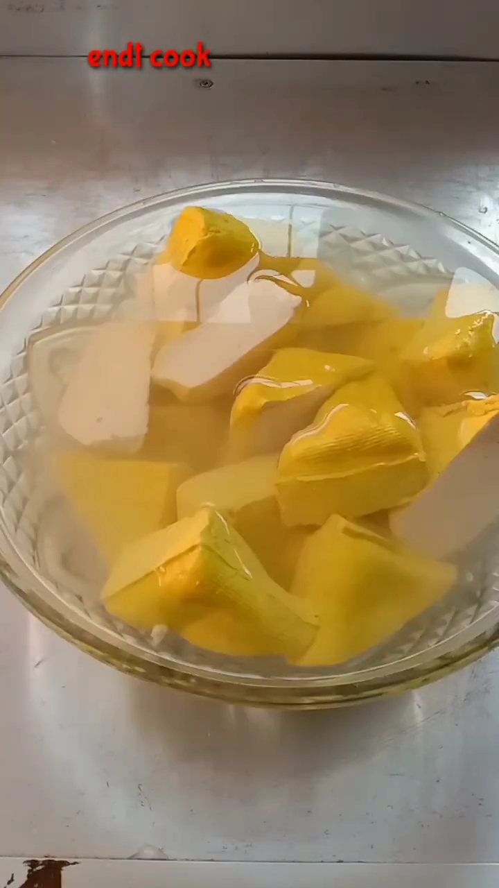 Tanpa digoreng dua kali, ini trik bikin tahu isi gurih dan renyah seharian cuma tambah 3 bahan dapur