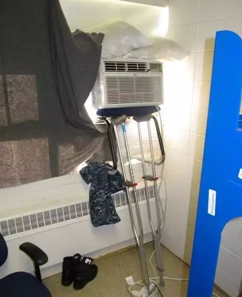 potret kocak AC ini malah dipasang tak sesuai tempatnya Berbagai sumber