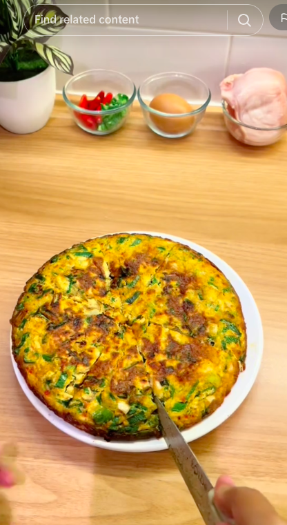 Bukan ditambah tepung atau tahu, ini trik bikin telur dadar semakin tebal cuma pakai 1 bahan makanan