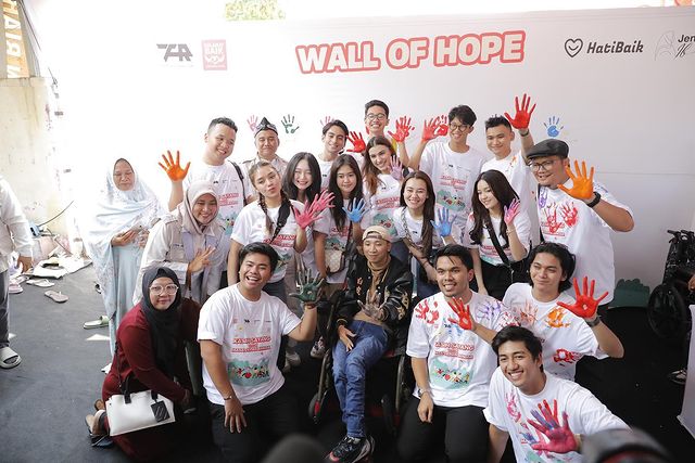 Aaliyah dan Thariq ikut aksi sosial © Instagram