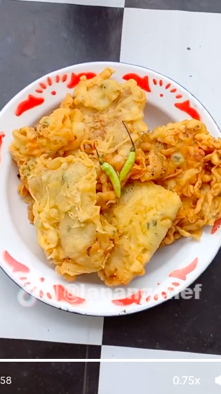 Tanpa baking powder, ini trik bikin tempe goreng keriting dan renyah cuma pakai 1 jenis tepung