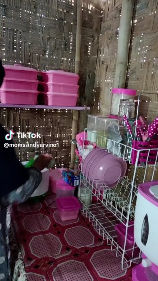 dapur dinding bambu © TikTok dapur dinding bambu © TikTok