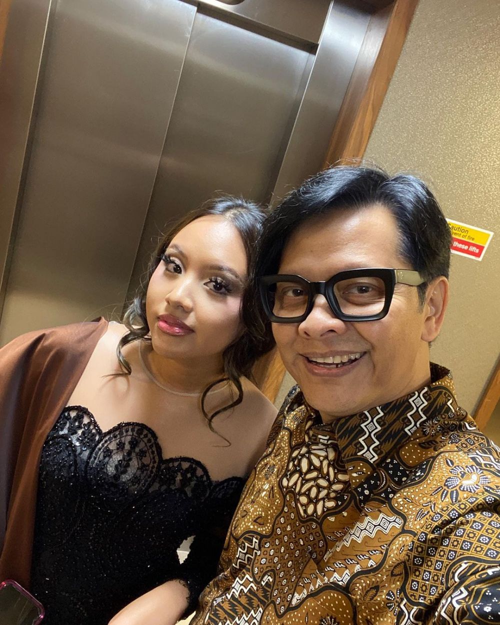 potret seleb ganteng dan putrinya sering dikira pacaran © berbagai sumber