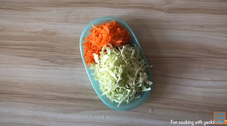 Tanpa tempe atau tahu, ini trik masak telur dadar yang tebal dan padat cukup tambah 1 bahan makanan
