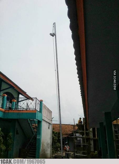 Teman jahil bikin ngelus dada Berbagai sumber