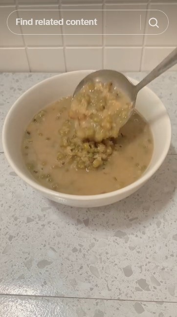 Tanpa panci presto, ini trik merebus kacang hijau agar empuk dan merekah hanya dalam 5 menit